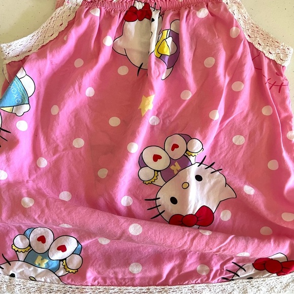 Hello Kitty tank top💕💖💕Sleep top. Super soft and comfy. Much loved and adored - Picture 8 of 16
